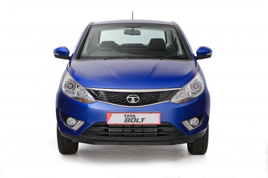  Tata Bolt Sedan 2015 года  (ZA) (фото 11 из 36)